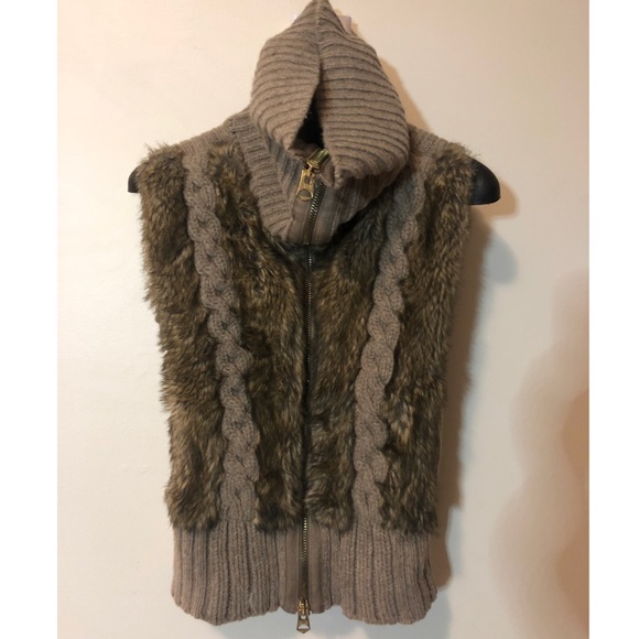 Armani Exchange Wool and Faux Fur Vest - Picture 4 of 8